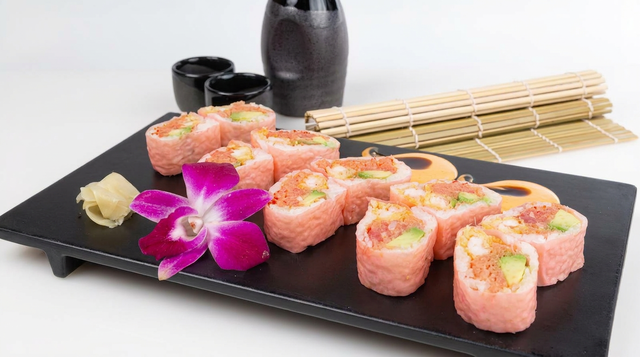 Pink Lady Roll.